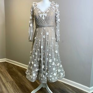 Mac Duggal size 8 like new. Perfect cocktail dress.